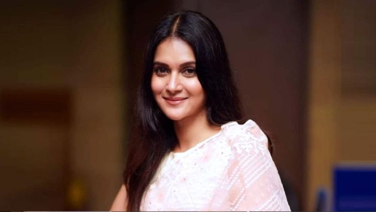 Mithila can write Doctor before her name from today